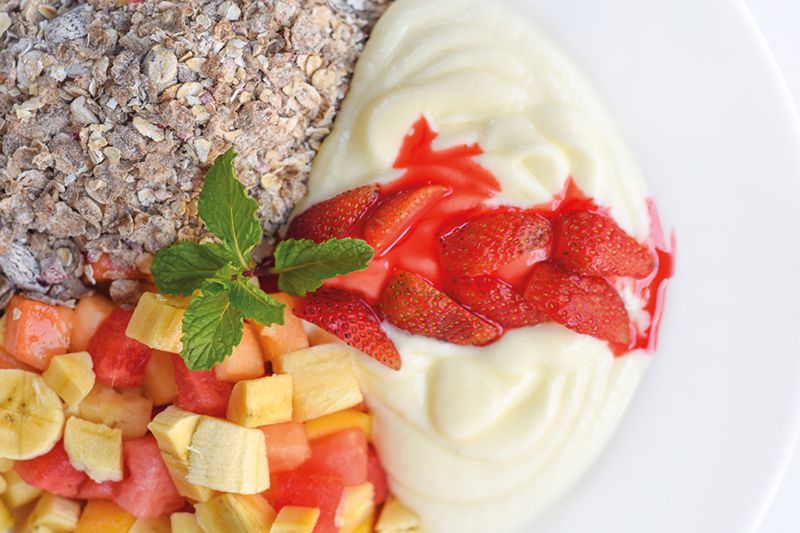TROPICAL BREAKFAST